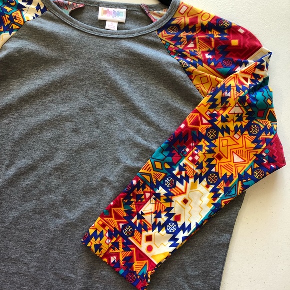 LuLaRoe Randy Tee - Picture 1 of 1